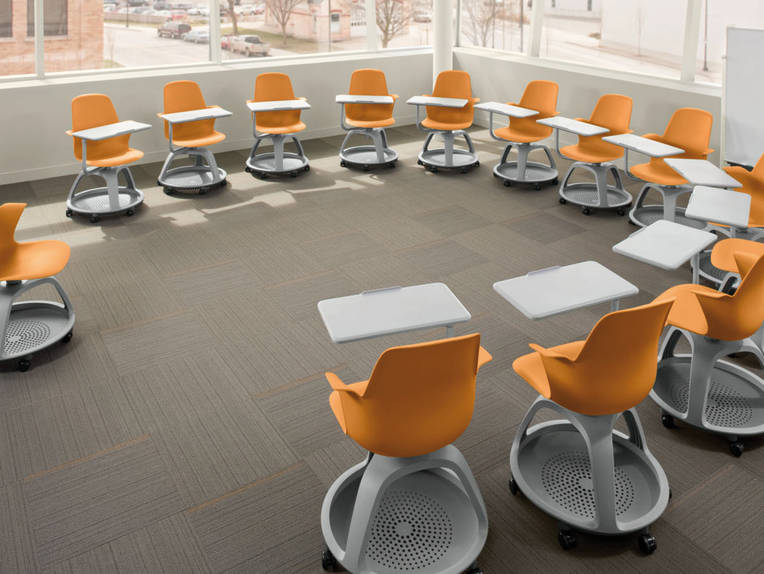 ARC Community Swivel School Chair