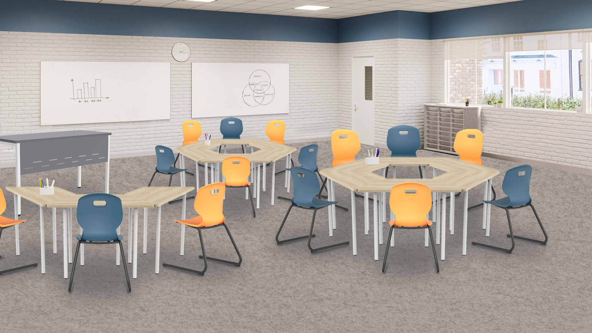 Hexa Table for Flexible Learning Spaces and Group Discussions