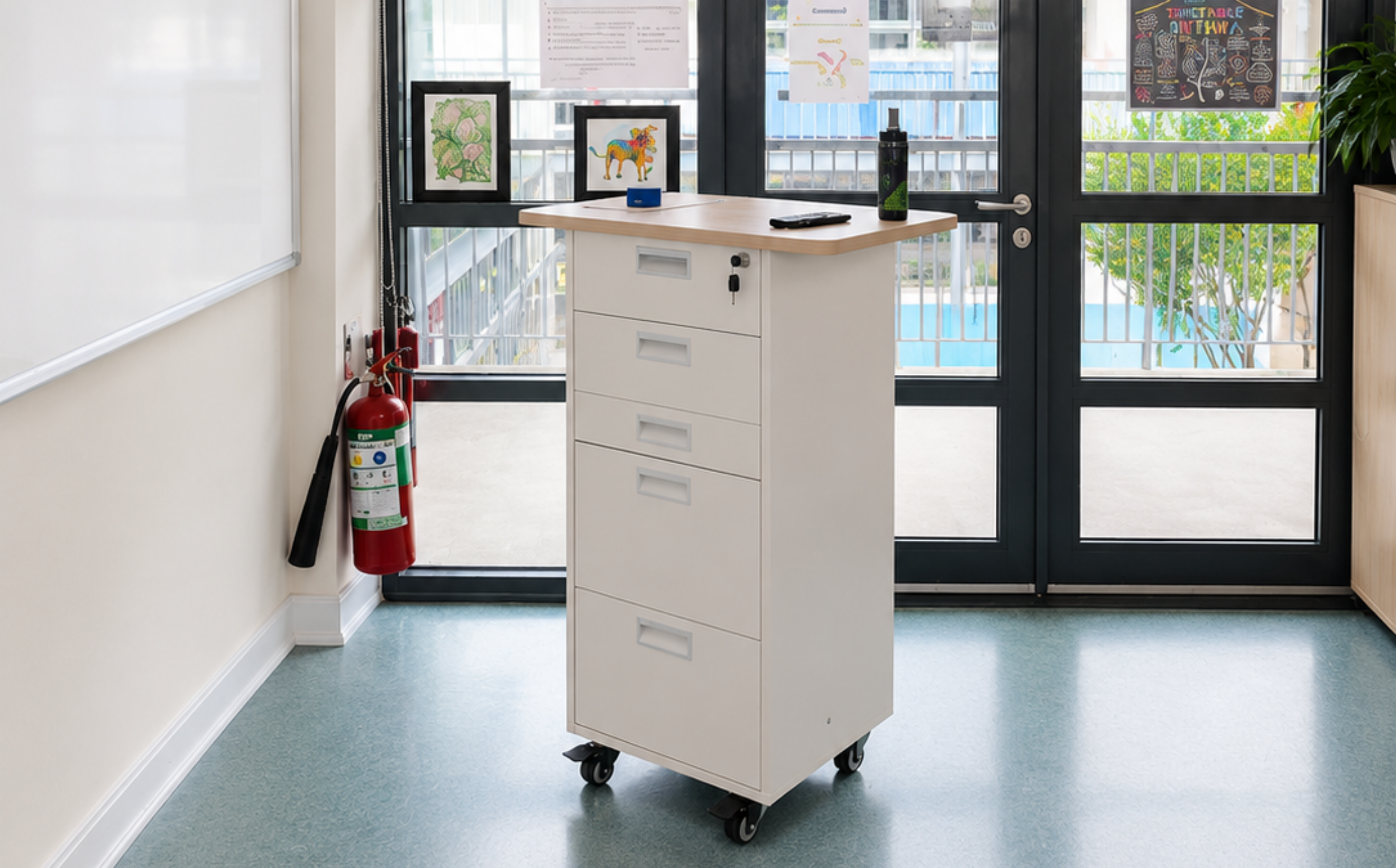 Tủ kệ trường học hỗ trợ lưu trữ tài liệu và học cụ