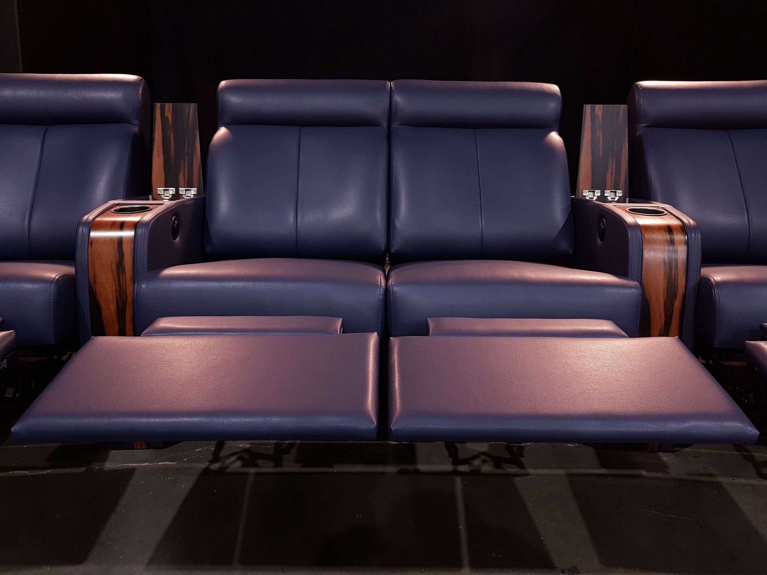 product/san_pham/ghe_hoi_truong/thames/j9_blue_home_theater_seats-2.jpg