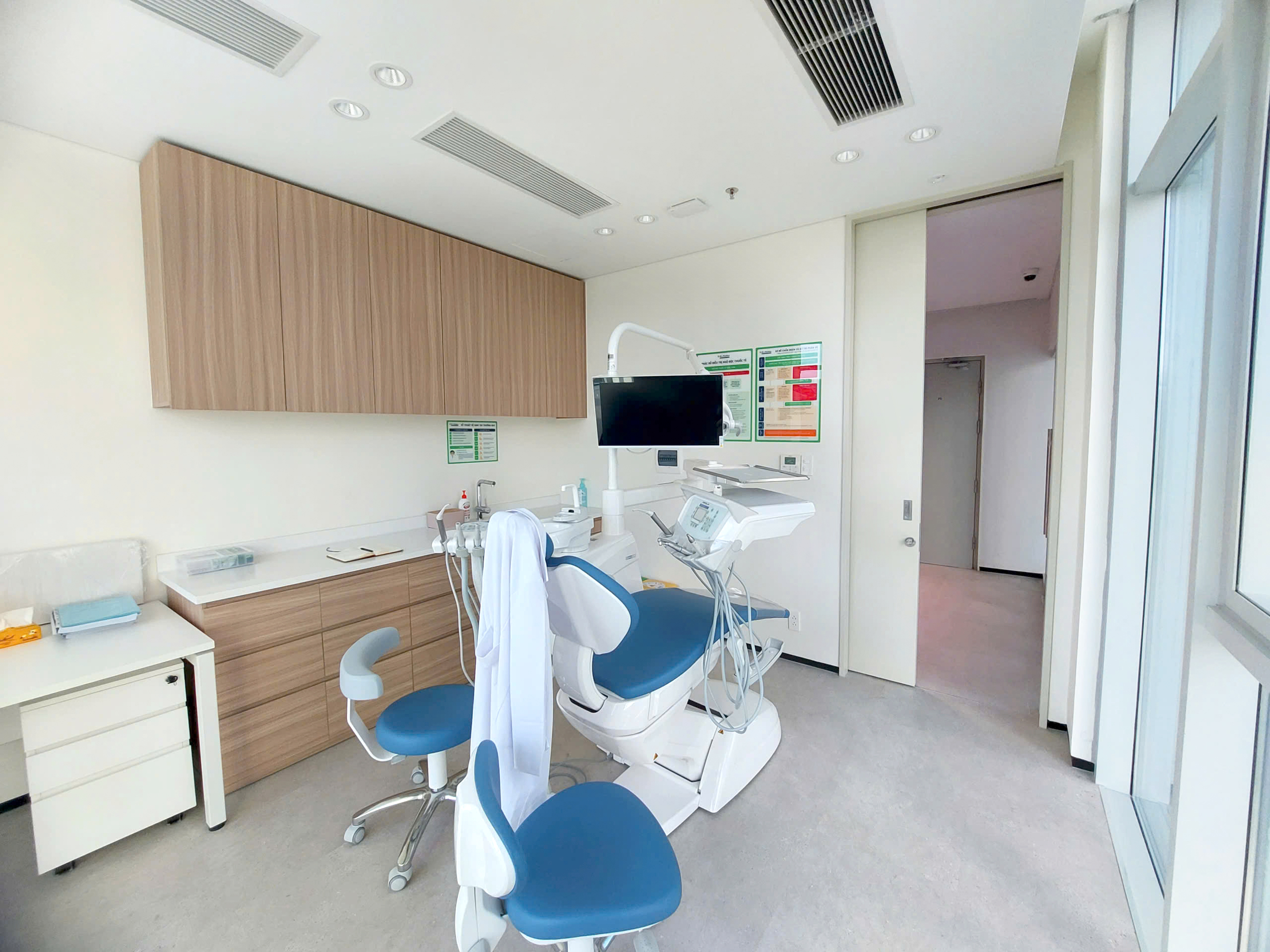 Hospital clinic1