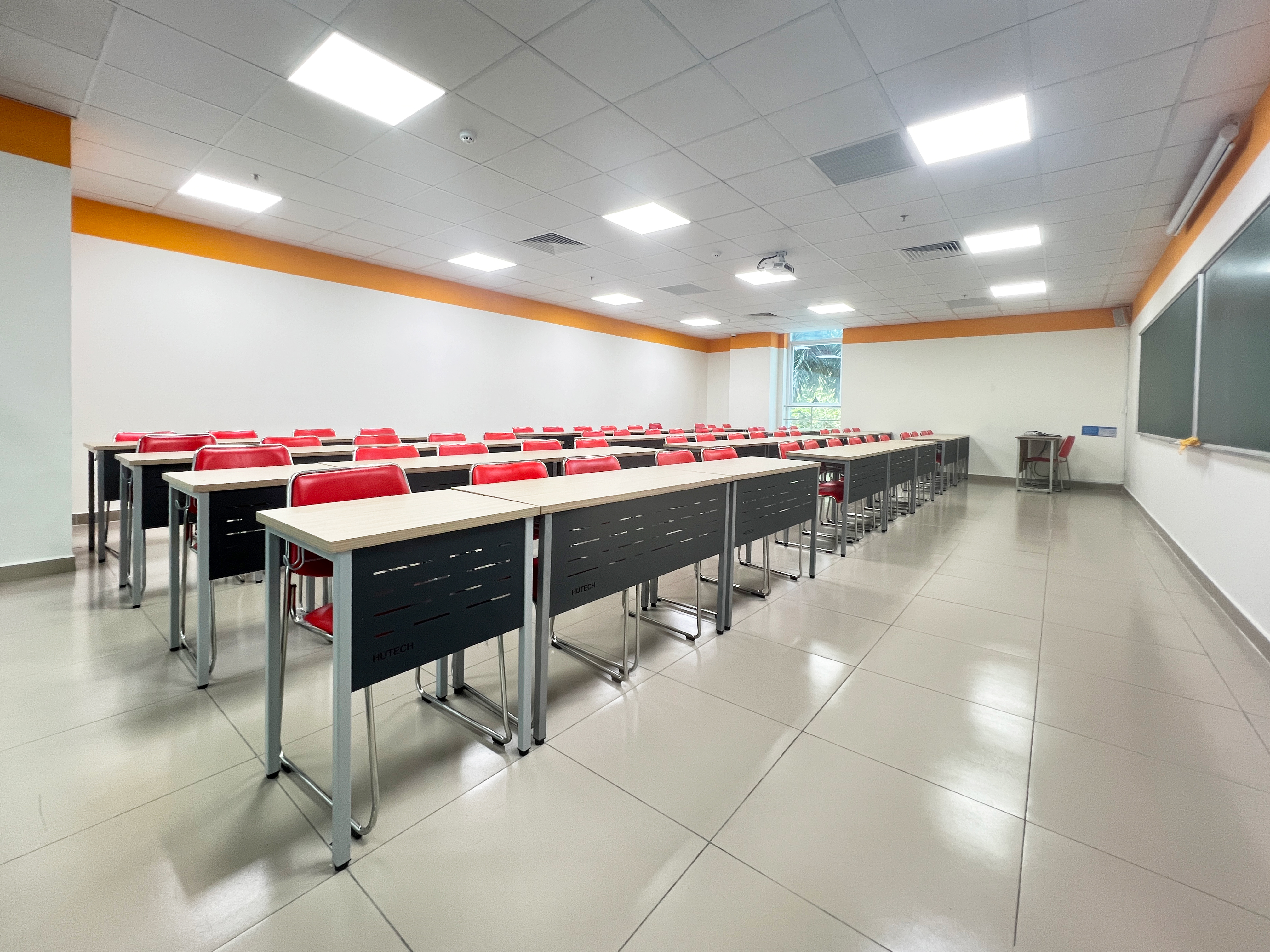 Dự án trường Đại học Công nghệ TP.HCM (Hutech)