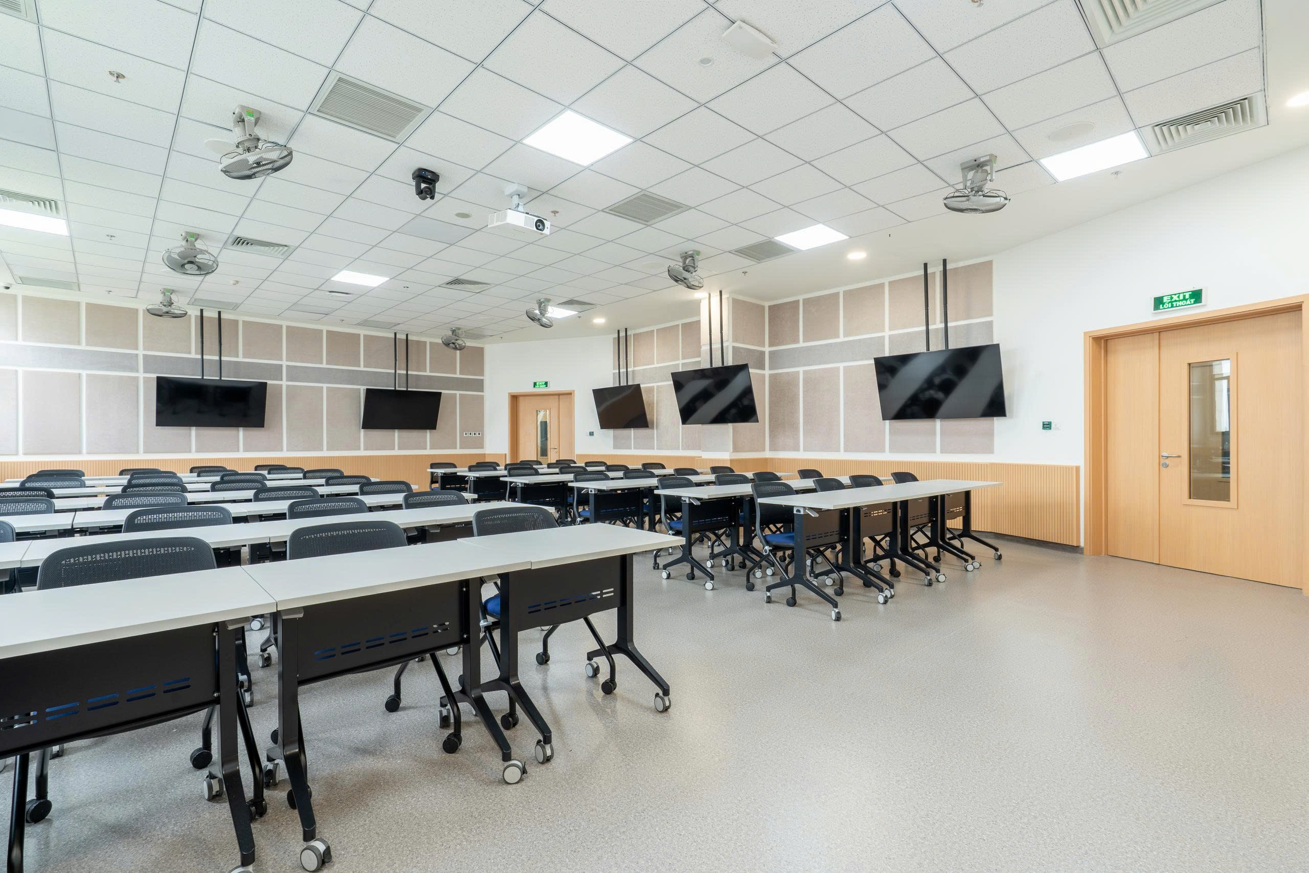 Project: VinUni University